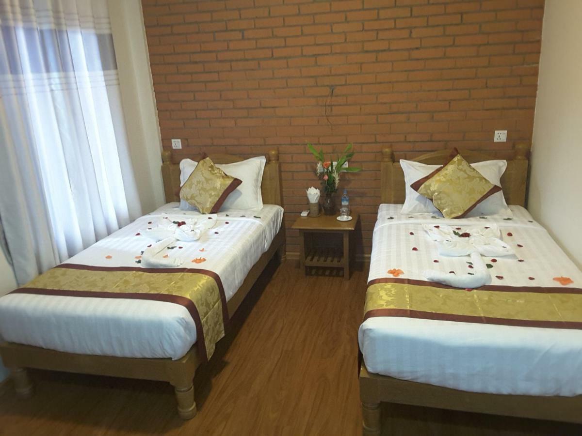 A Little Bit Of Bagan Hotel Exterior photo