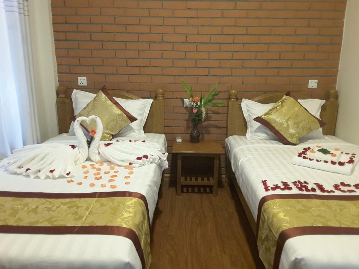 A Little Bit Of Bagan Hotel Exterior photo