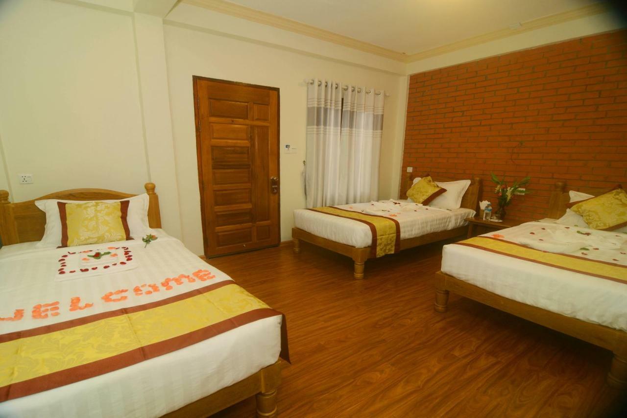 A Little Bit Of Bagan Hotel Exterior photo