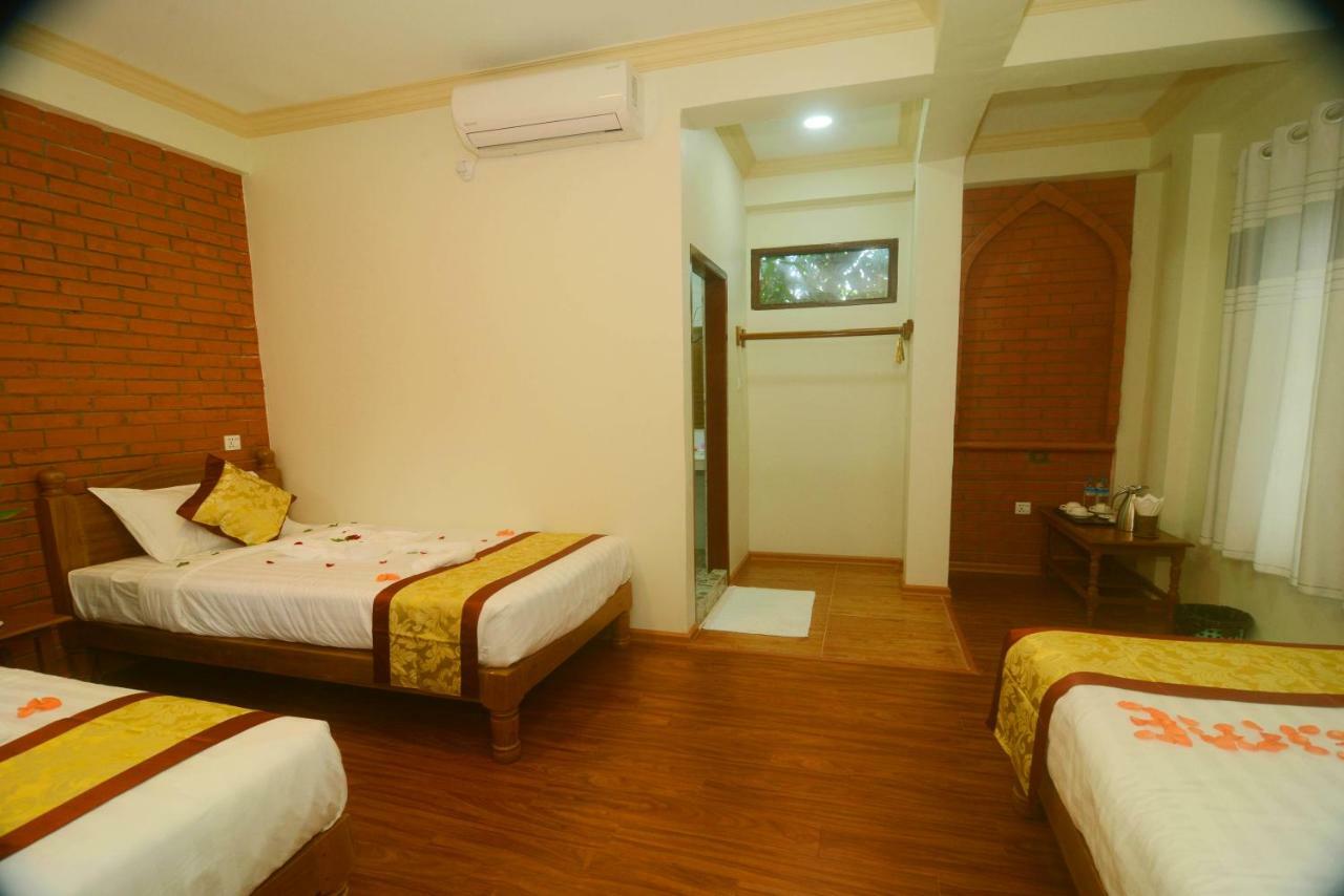 A Little Bit Of Bagan Hotel Exterior photo